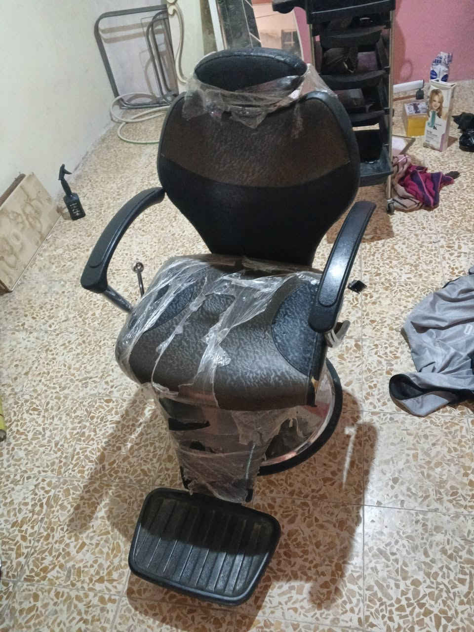 اغراض • للبيع • دك