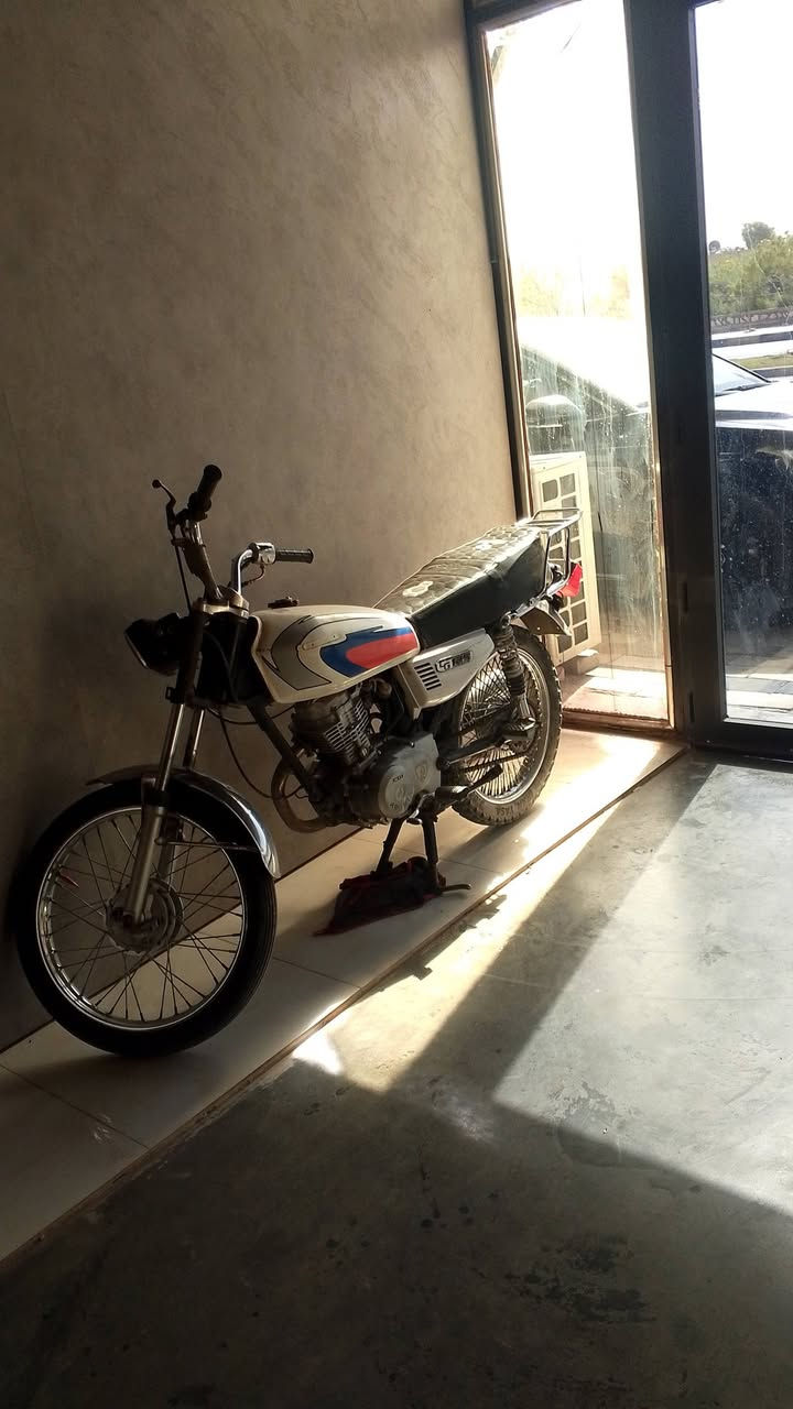 كلك كلك كلك للبيع سعر 300بيها مجال قليل موديل واحد وعشرين مكان نجف كوفه وتساب ***********مو شراي لتعبني
