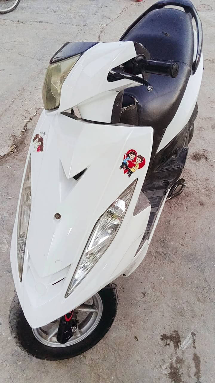 سلام عليكم جيتي ار للبيع
دراجه جديده دراجه كله بلادي صالنه حساس كهربائيات كله شغاله دراجه شلعه ومعدل دراجه نضيفه مكفوله نوزل خطين دراجه كلشي شغال  سعر 700 وبيهة مجال للطيبين مكاني شعب نهايه شارع عدن قرب مستشفى الزهراء الاهلي رقم الهاتف بي واتساب ***********
