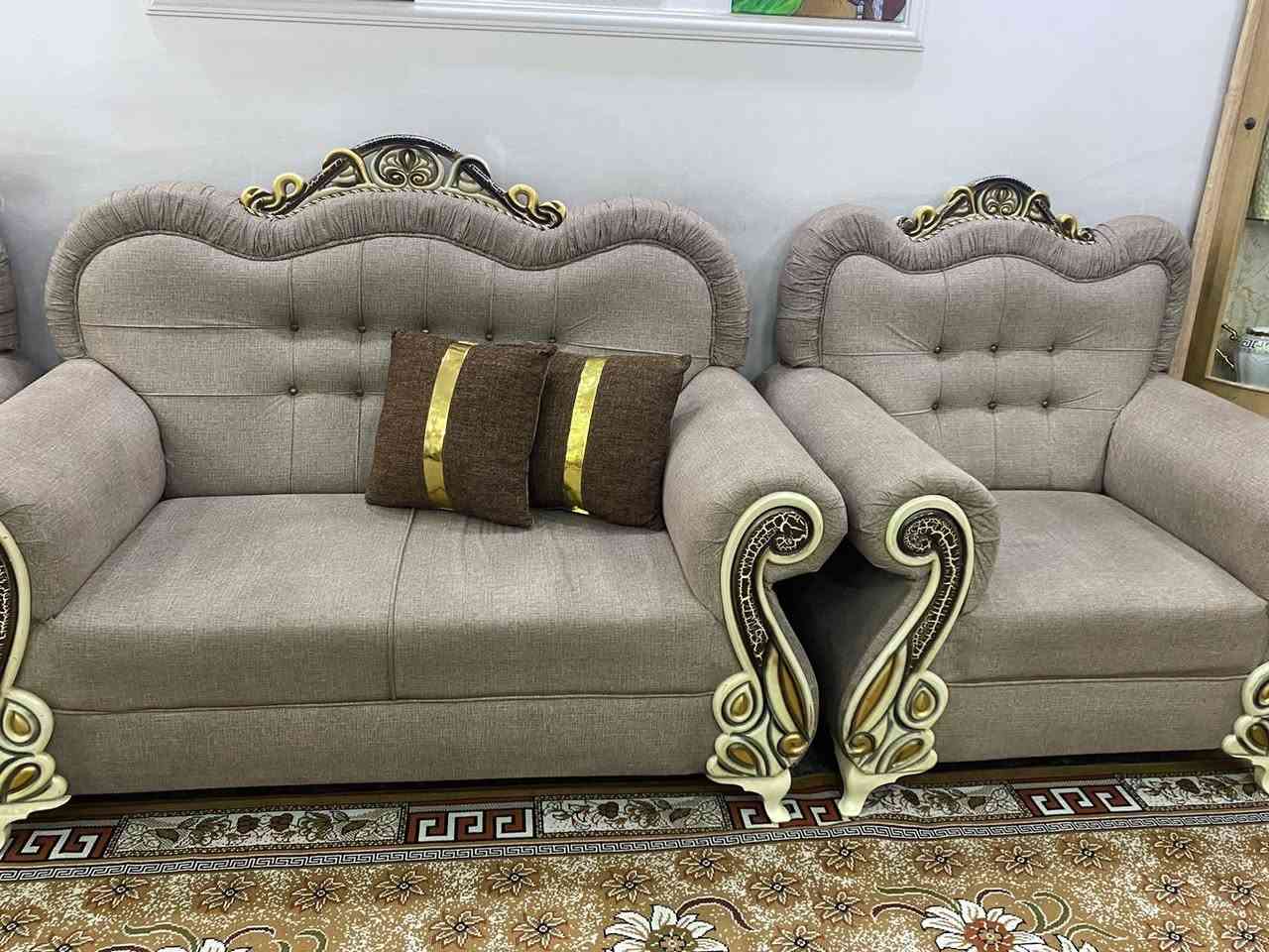 تخم زان مع طابوريه جديد للبيع السعر 600وبي مجال الرقم ***********
