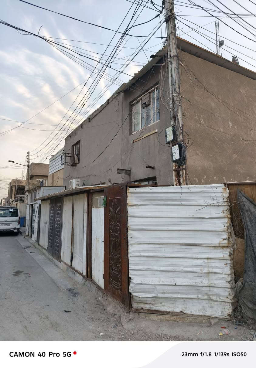 بيت للبيع مساحة 100 متر طابقين 10×10 مربع ركن على الشارع الرئيسي موقع مميز يصلح للاستثمار طابو صرف بناء قديم يحتوي على كراج استقبال هول غرفة نوم ومطبخ وصحيات والطابق الثاني  3 غرف نوم العنوان الزعفرانية محلة 970
بيت للبيع مساحة 100 متر طابقين 10×10 مربع ركن على الشارع الرئيسي موقع مميز يصلح للاستثمار طابو صرف بناء قديم يحتوي على كراج استقبال هول غرفة نوم ومطبخ وصحيات والطابق الثاني  3 غرف نوم العنوان الزعفرانية محلة 970 
السعر 135 قابل للتفاوض ***********
