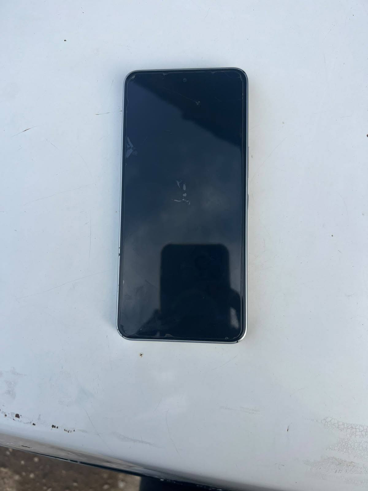 .
الجهاز: Tecno Pova 7 5G الترا 
الذاكرة والرام: مساحة تخزين 256  جيجابايت للأداء السريع والناعم.
المعالج: معالج MediaTek Dimensity 7300 القوي، يقاتل بالألعاب ويدعم شبكات الـ 5G.
البطارية: بطارية ضخمة جداً تكفيك وتزيد، وتدعم الشحن السريع. الجهاز لا مفتوح ولا مبدل بي قطعة ولا داخل صيانة 
الجهاز بي خدوش قليلة بل شاصي ولا بي اي قطر بل شاشة 
السعر 350 قفل مكاني بغداد حي النصر
***********
