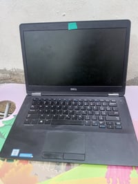 ديل E7470 • i7-6600U • ٨ جيجا رام