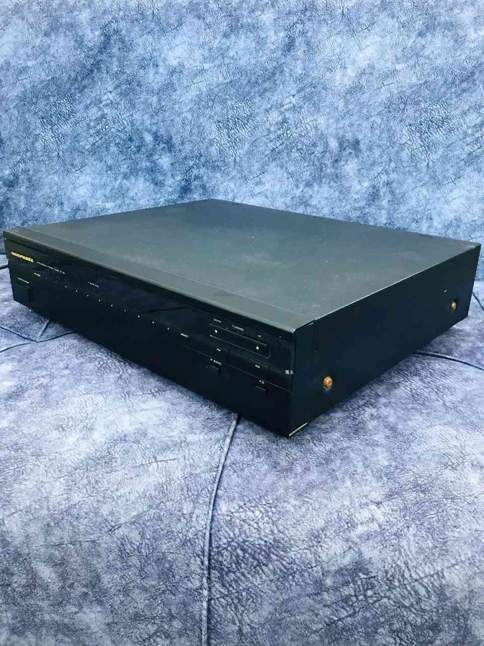 للبيع 📻 🇯🇵
جهاز راديو من شركة مارانتز 🔊
MODEL- MARANTZ-CT-50
صناعة اليابان عام 1989 🇯🇵 
قطعة جداً جداً راقية 
نظافة الجهاز 100 %  على شركة 
موجات الجهاز FM / AM 🎼
سحب الجهاز جداً جداً راقي ونقي 
كهرباء الجهاز  220 V 
نظام باث شاشة الكترونية 🖥
عرض الجهاز  42 سم 
للاستفسار اكثر مراسلة الصفحة 
وات ساب *********** اتصال ☎️
