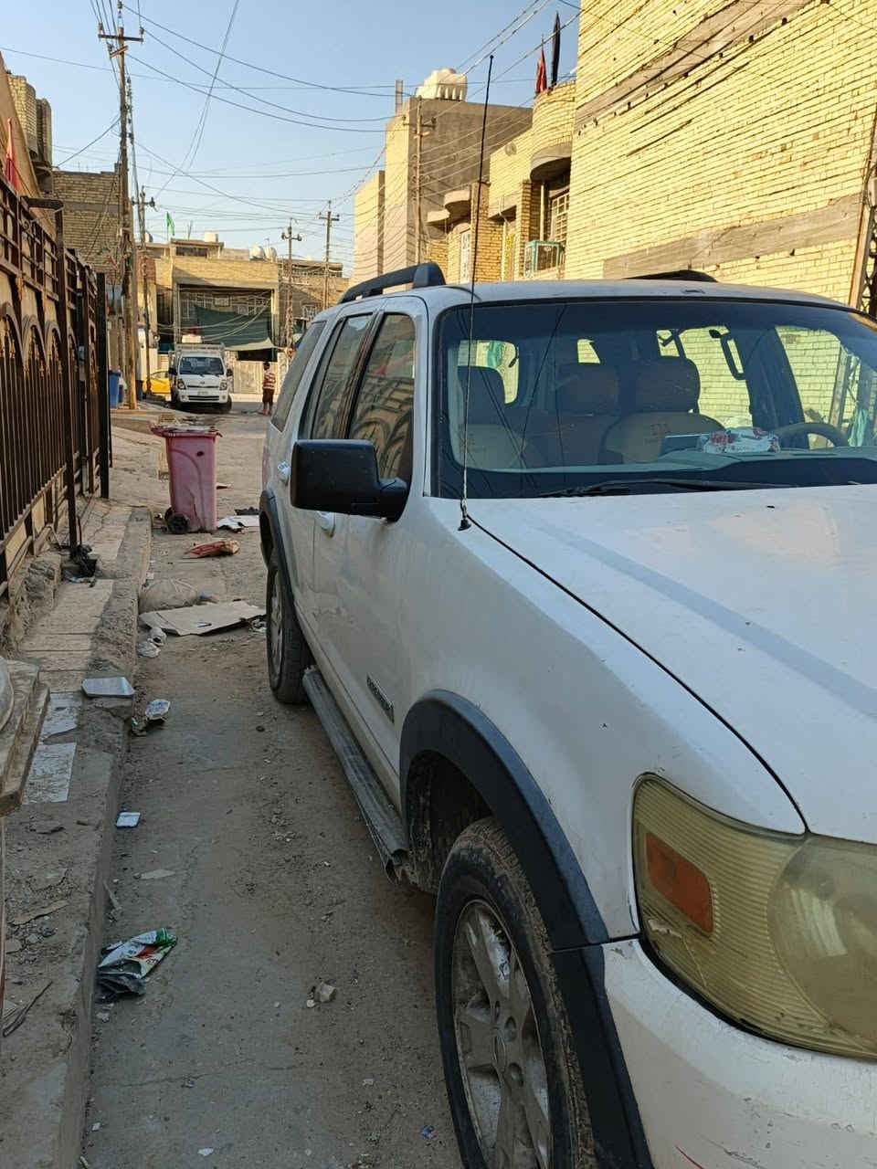 فورد اكسبلور ٢٠٠٧ رقم بغداد انكليزي تحويل شوكت ماتريد سنوية 2031  باسمي مكينة وكير وصدر وضفيرة مكفولات كشرها نضيف موضح بالصور سعر ٧٠ بيها مجال مكاني بغداد العبيدي *********** واتساب هم موجود بغداد, العراق
