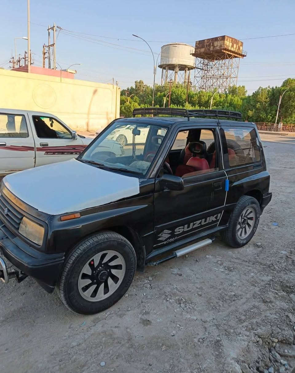 السلام عليكم ساسوكي فيتاره تك باب
موديل 1995 رقم بغداد مشروع وطني كير اوتماتيك سياره اعتماديه لا تبخير ولاتنقيص 
📍مكان السياره ناصريه قضاء الدوايه 
☎️***********
