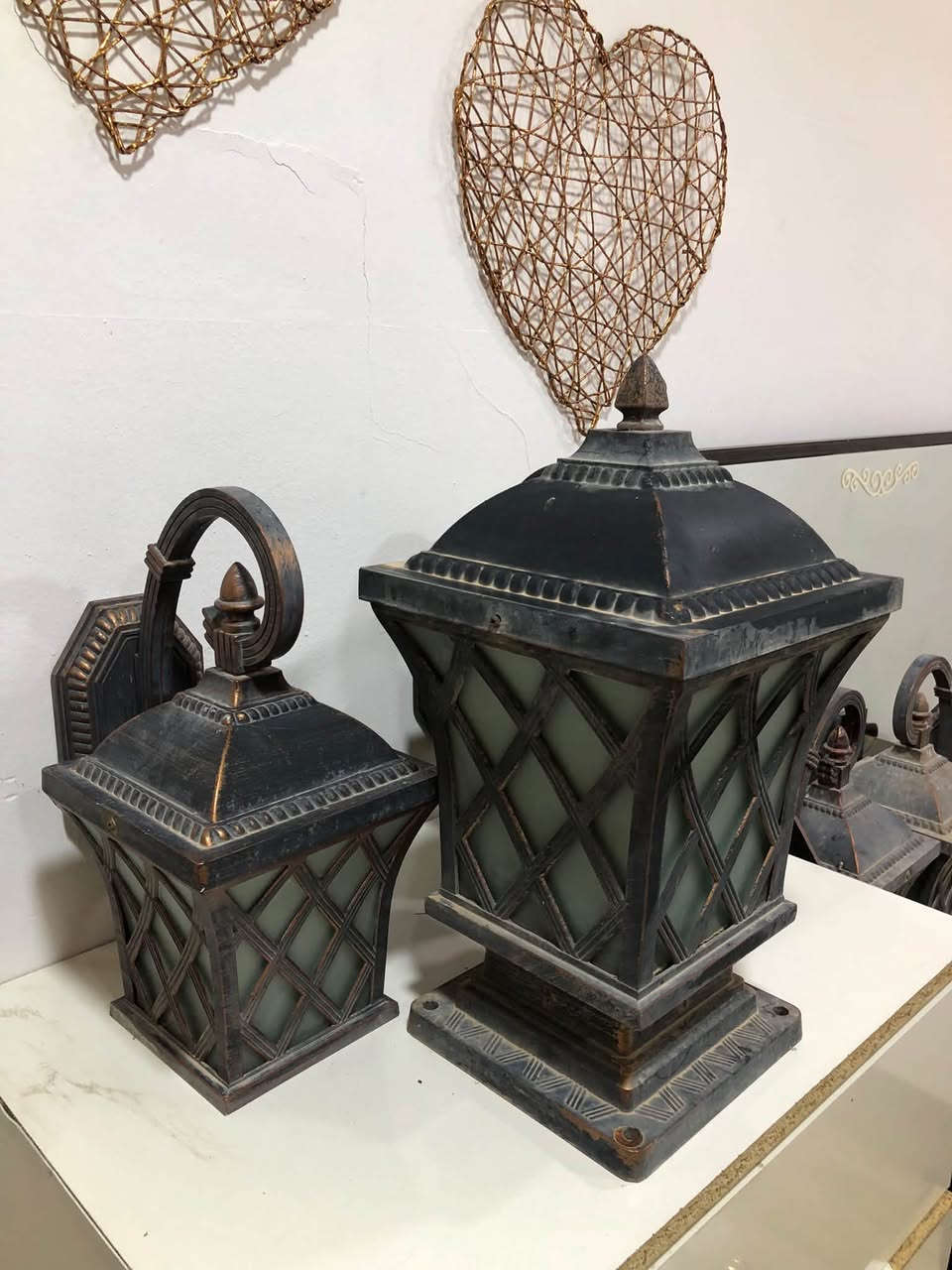 بيش شلع اغراض 💡✨

فوانيس مال دنكه عل باب حوش عدد 2 سعر 30 وبيه مجال 

فوانيس مال حائط عدد 6 الواحد ب 5 الف شلع 30وبيه مجال 

كلوب عدسات بنفسجي 8الواحد الفين شلع 16وبيهً مجال 

هاتف 📞 ***********
