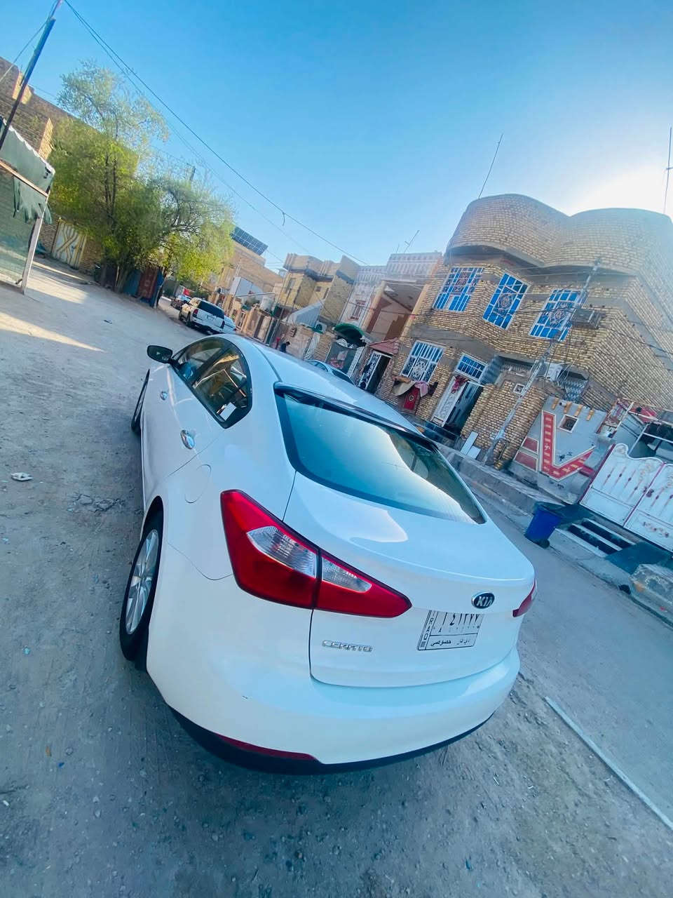 سيراتو ٢٠١٥ كفاله عامه من الضربه ولصبغ وتبديل سياره جديده ماشيه ١١٦ الف حقيقي. رقم ذي قار مداور ثاني يوم السعر ١١٥ بيه مجال بسيط مكينه ١٦٠٠   مكاني ناصريه مركز ***********
