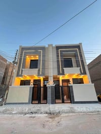 خمس غرف نوم اضلع منفصله 100 متر  حي الجهاد مربع الاساتذة خلف ٤ شوارع 🏠...