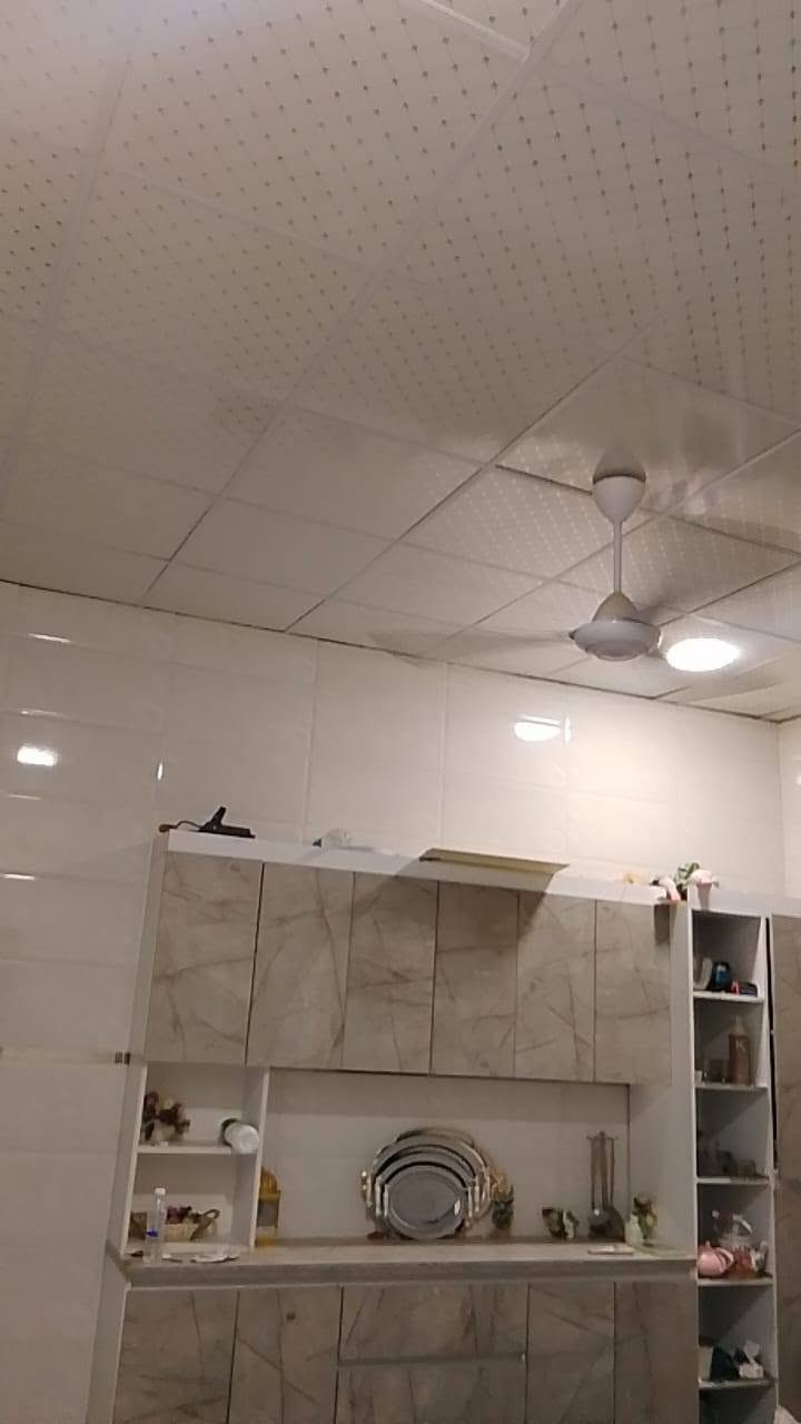 بيت جديد بناء حديث حي الجوادين  النزله الثالثه بالبداية كلش كونكريت مسلح طابوق السعر ٥٢ بي مجال المساحه ٢١٠ متر *********** @
