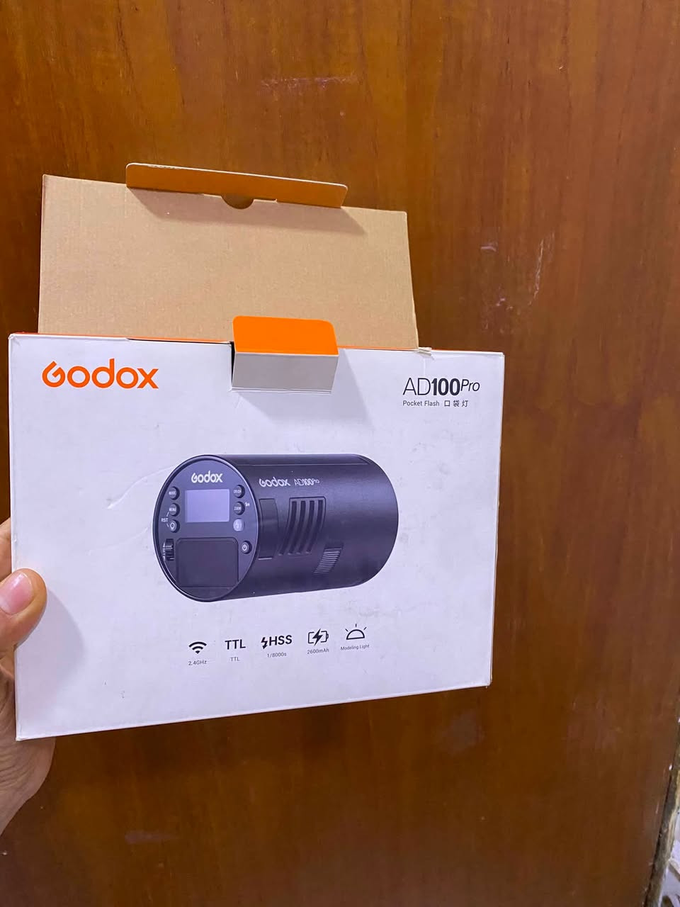 سوفت بوكس للبيع نضافه مثل ماتشوف بالصوره واستعمال قليل
Ad100 pro
السعر 250 وبيه مجال لشراي 
مكاني بصرة 
واذا عدك 600 pro للبيع او مراوس علق 
رقم الهاتف ***********
