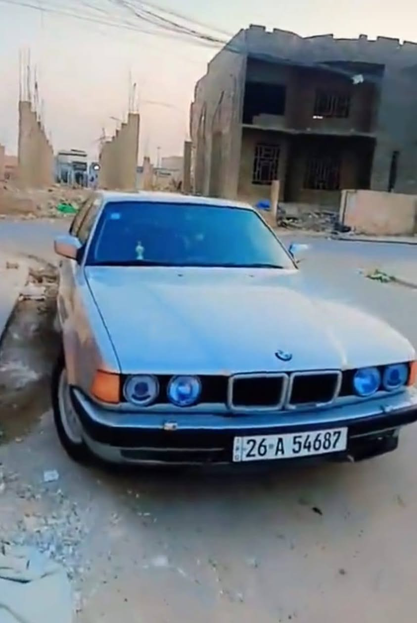 ‏سلام عليكم سياره للبيع
‏BMW موديل 1993 حجم 730 ثمانيه سلندر مصبوغه عام جماليه رقم صلاح الدين دولي بسمي ثاني يوم تحويل سياره خير من الله بيه تلحيضات بسيطه تخم تاير جديد محرك كير نضيف تبريد دبل جام دبل ايرباك كشانه جلد كهرباء صاج ملكي سعر 75 ورقه وبيه مجال رقم الهاتف ***********
