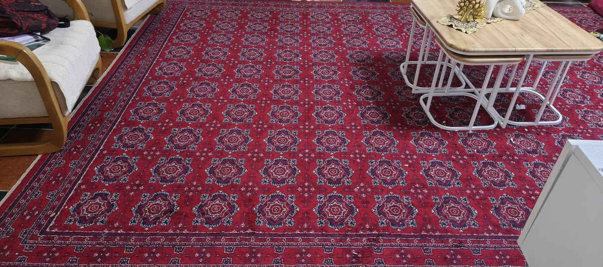 2 فەرشی تورکی ٣ بە ٤ زۆر پاک و بێ دراوی سوتای .هیچ کێشەی نیە. سلێمانی
