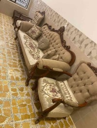 تخم رئاسي مستعمل للبيع 10 مقاعد للتواصل فقط واتساب 07711941882