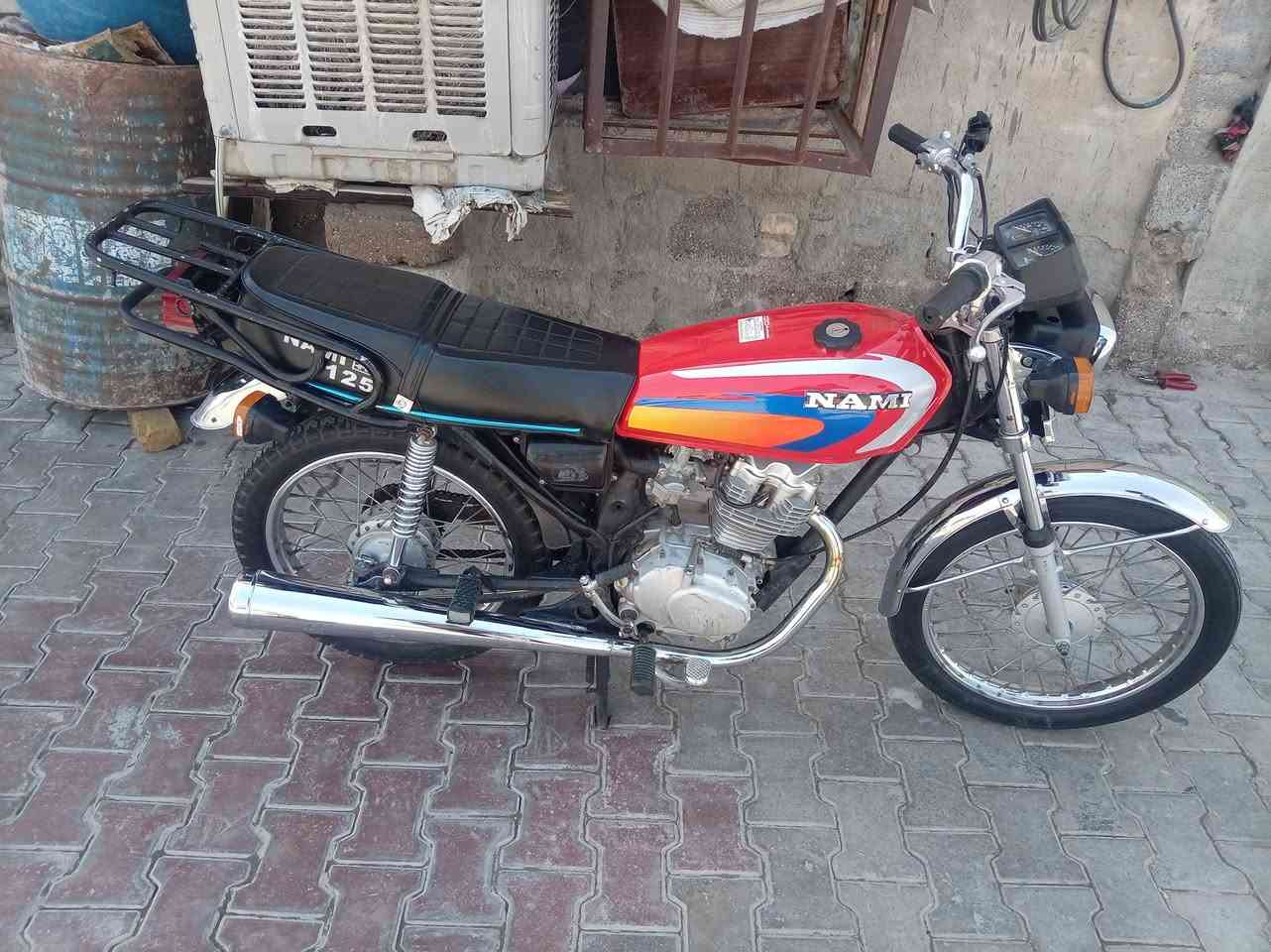 السلام عليكم دراجه للبيع اصولي اوراق شاص 12 معمر الدراجه سعر 600 بيها مجال شراي يتصل***********
