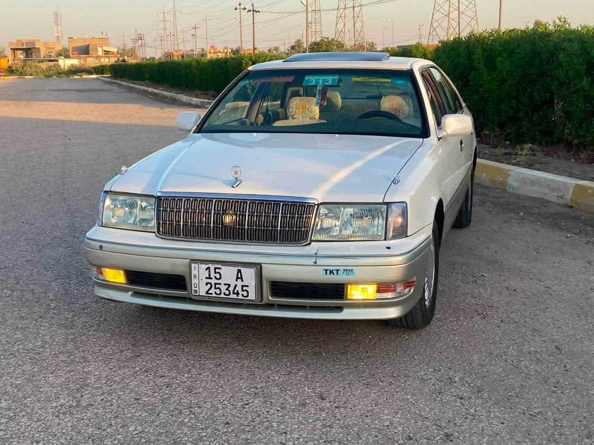 سلام عليكم للبيع كراون راس الثور موديل 1997 مكفوله من كص وضربه كفاله عامه السياره جديده من مكينه كشر  جديد حداديه السياره نضيفه رقم أنبار انكليزي العنوان بابل قضاء القاسم للتواصل على الرقم(***********)
