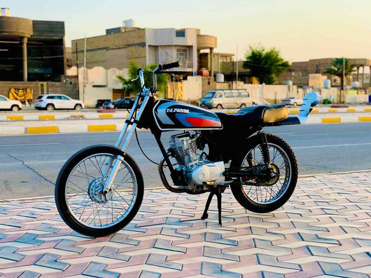 نايمه شلامجه موديل 25 كلك دراجه نضيفه وجاهزه مكفوله من كلشي ما بيها نقص سعر 450جوه سوك ***********
