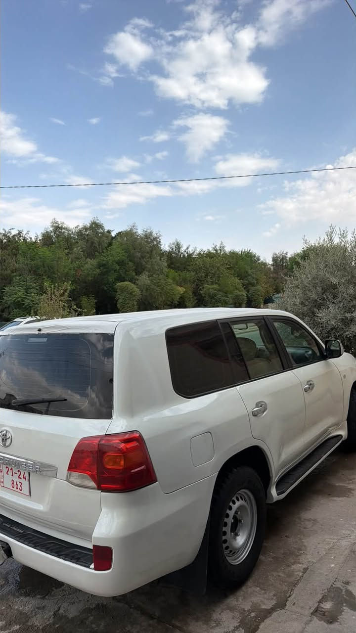 وه نه و شه ى مؤديل ٢٠٠٩ ساخ ساخ دوبه ى فول عادى زؤر جوان مالى دؤسته كامل په مپ له سه ر ساخى نرخى ١٢٩ وه ره قه  
و مه جال شوين هه له بجه تازه *********** 💣💣***********
