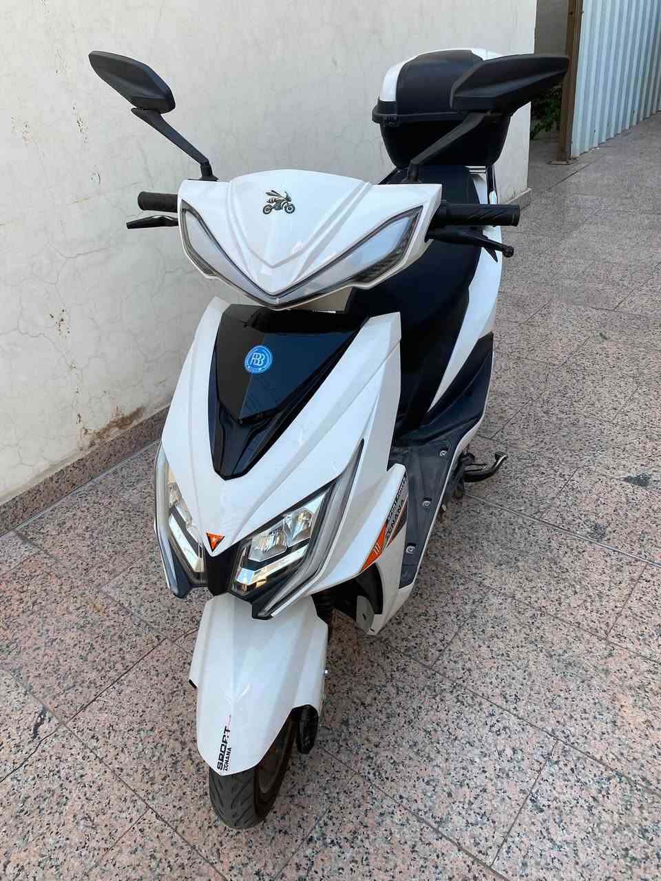 دراجه شحن نوع سكنس موديل 2025
6 بطاريات عل فحص  
ترجع عل بك بيه 3 سرعات دراجه مكفوله مابيه اي نقص   بيه بصمتين وسويج كهربائيه شغاله السعر 700 بيه مجال عنوان بغداد
***********
