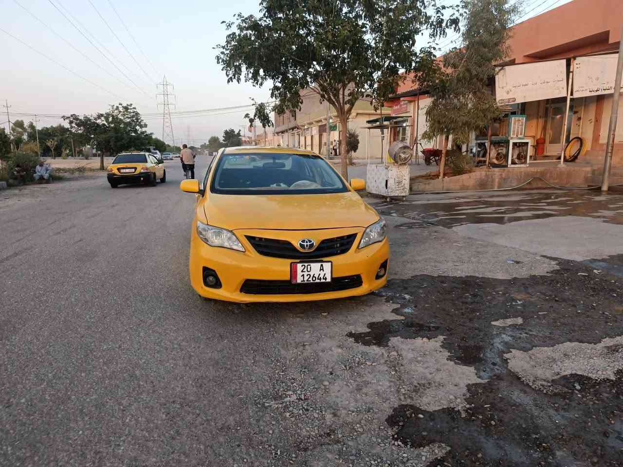السلام عليكم سياره كورلا 2008خير من الله السياره حلوه تخم تاير تبريد ثلج سنويه لل ٢٩ سياره ثاني يوم تحولها بيها جامرلغ للتكمه واصل بدون دواخل سعرها 75بيها مجال ***********
