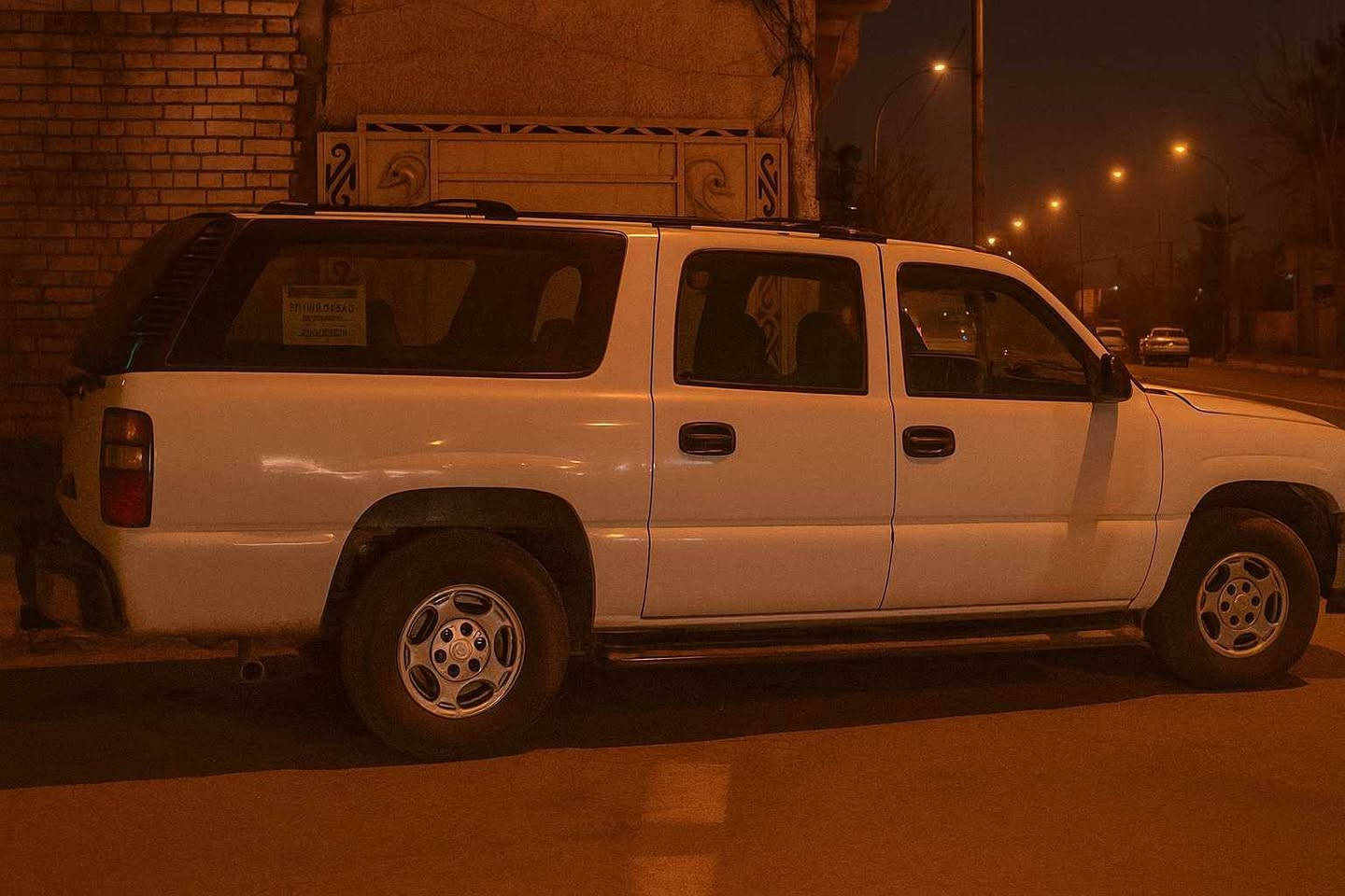 السلام عليكم
الفينيه شوفر ليت 2001 رقم بغداد خصوصي انكليزي بسمي 

تحويل ثاني يوم اصولي مصبوغه عام جماليه فقط

 بدون لا كلبه ولا جفيه سياره نضيفه حلوه

 محرك 5300 كير 700 بطه 6 براغي طبله تبريد شغال ثلج 

مكاني بغداد 

سعر 80$

***********
