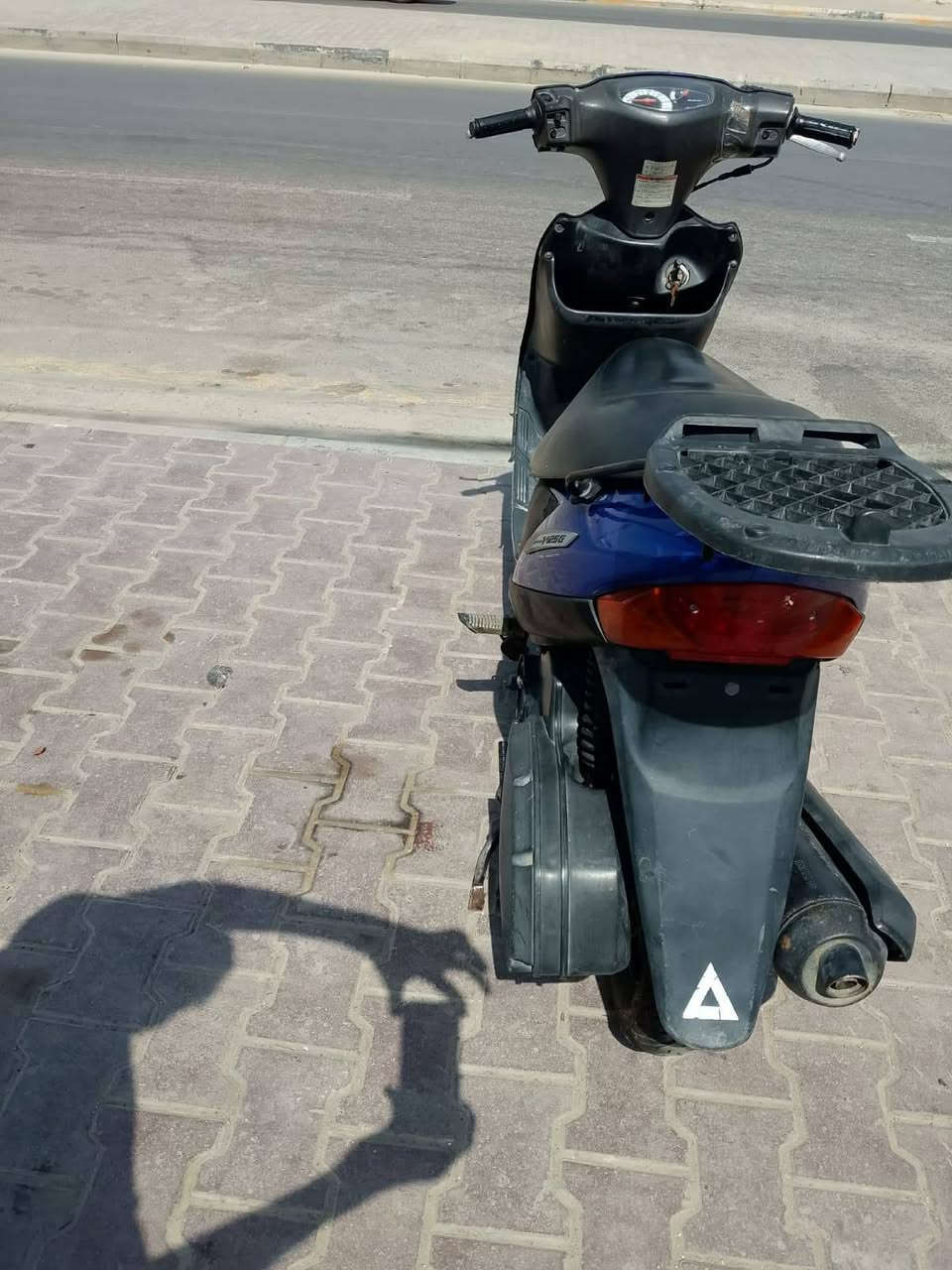 السلام عليكم 
دراجه نوع ادرس ياباني 
نوزل مو كامبينر 
تجفيت جديد 
السعر 300او بيها مجال 
الاستفسار عل رقم الهاتف
 ***********
