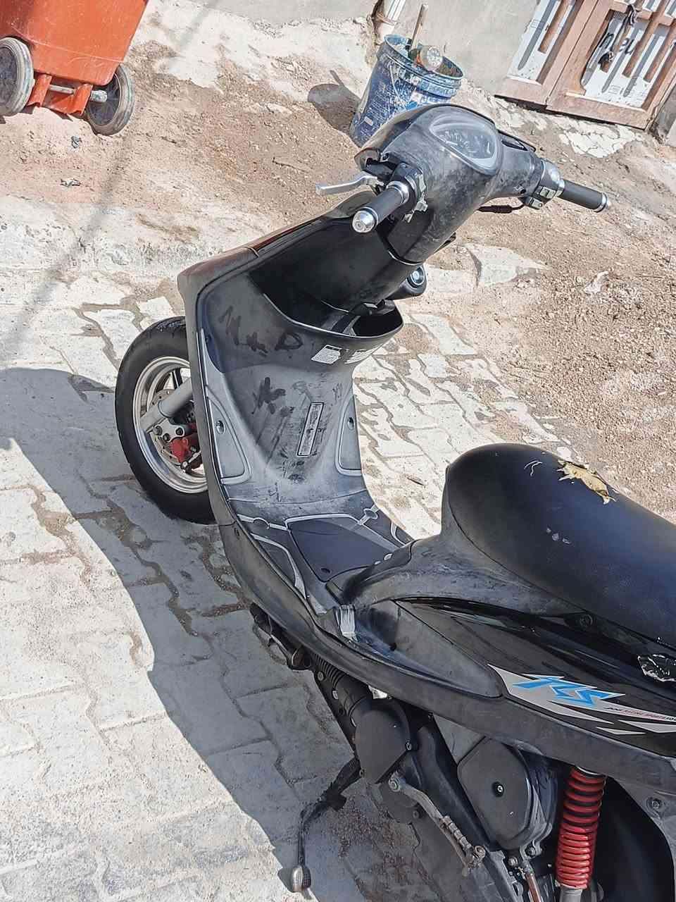 ماكس عدله حاويه محرك ما مفتوح كهربائيات كله شغاله كفاله نعومة شلعه معدل نضيفه كلش مكان نجف السعر 850اوبيه مجال ***********
