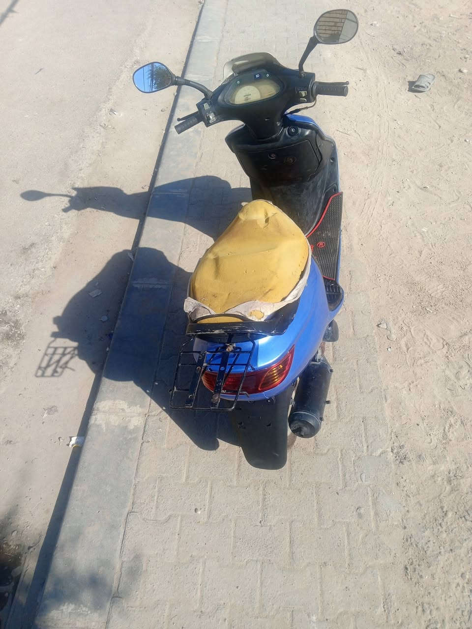 سلام عليكم دراجه فراشه فحل مكفوله لايت بكلاين اشاير حساس مال اشاير هورن كله شغال فقط عوزها دوشمه ما تكلف 10الاف
سعرها 700الف وبيها مجال مكاني حي عسكري قرب السنبله للشراي يراسلني ويتدلل او يتصل ***********
