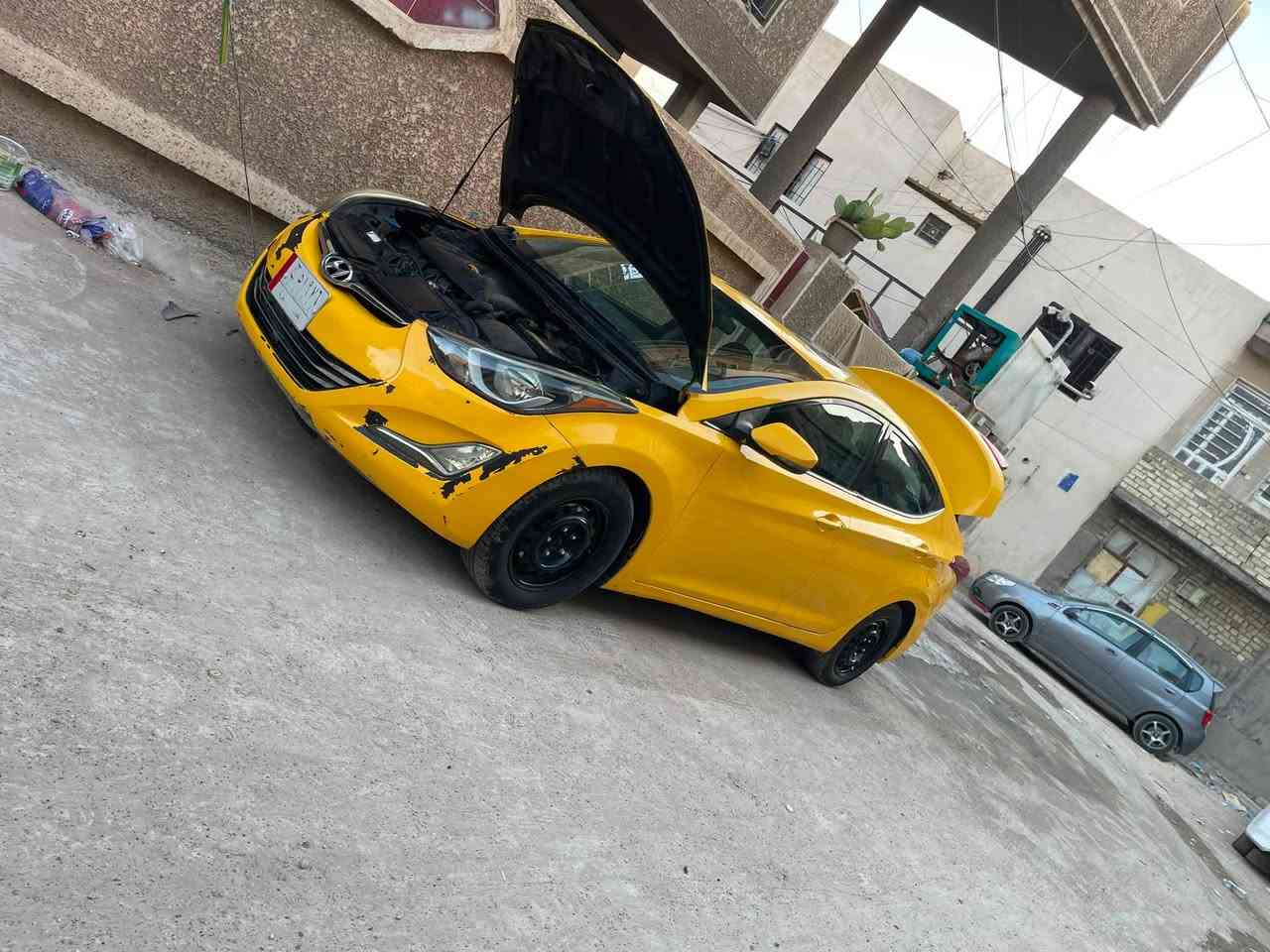 هونداي النترا 2016  وارد امريكي فول لمتدد 1/1
السيارة خير من الله بيها حادث امريكة جملغ الامامي الايسر وحافة اللغد فوك يم براغي الجاملغ وشوية من البنيد  مصلح..
 السيارة فول 1/1
بصمة
فتحة 
تحكمات ستيرن 
كامرة 
تدفئة بل كشن 
كشن جلد 
اشاير بل مري
وبعد هواي شغلات 
السيارة صبغ فرن جديد بس الدعامية كشرت ب الغسل 
السيارة ب اسمنا و رقم بغداد بس سنوية ساقطة 
والسيارة بيها ملاحضات بسيطة متكلف هواي 

السعر 105 بيها مجال للشراي 
مكاني بغداد الجديدة شارع المسبح 
***********
