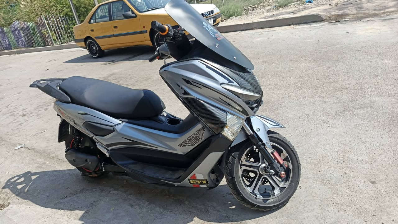 السلام عليكم دراجه GTX شحن للبيع 
6باتري ملف 3000W سرعته 90 
قفل ستيري بصمه جهاز انذار 
بيه كاربون فايبر دراجه تخبل وجبيره ورزنه 
تاير حجم 12 
مكاني بغداد فلكة حي النصر 
السعر (1200وبيه مجال) 
*********** واتساب
