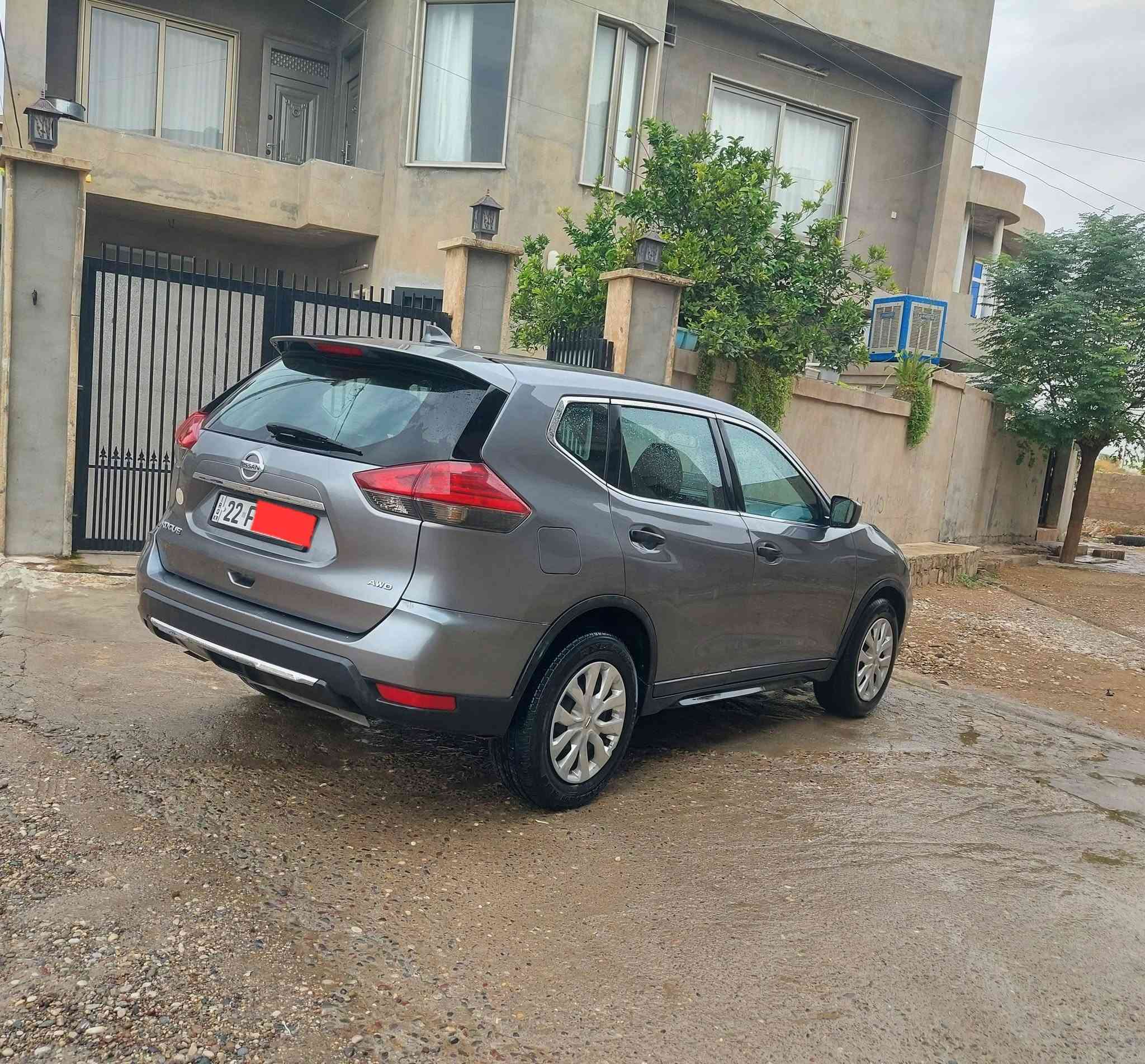نيسان روج • ٢٠١٧ • دفع رباعي