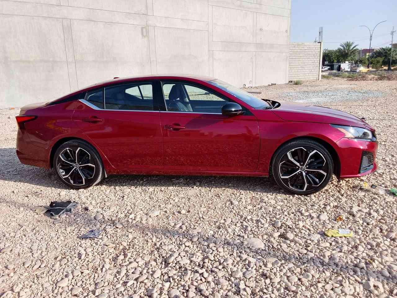 التيما موديل 2024وارد امريكي مواصفات SR  شفتات استيرن فول رادارات أمامي جانبي خلفي محرك 2500 سياره بيه قطعتين بدون شواصي أيرباكات كله راجع سستم سياره ماشيه 60ميل سياره رقم كاتي بشرط ترقيم كير ومكينه بشرط تشغيل عن بعد كوشن جلد كوشن كهرباء شفتات أستيرن سياره 
كل نقص مابي ترقيم يكلف 10 ورقات 
العنوان ديالى خانقين 
سعر 138 
الإستفسار ***********
