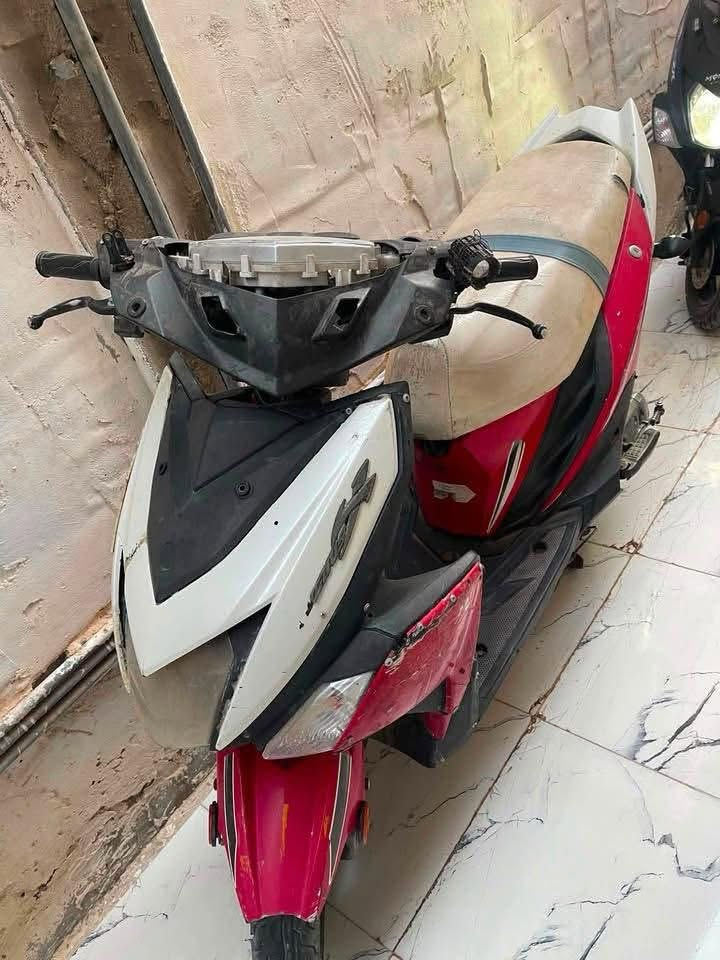 دراجة زت ار 2019مفتوحه السعر 380 الف قفل بيها اوراق مكاتبه
***********
