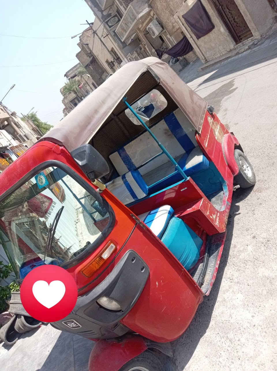 سلام  نقص بس اكلجات و فنجان بس تكتك خير من الله عنوان مدينه صدر سعر 5 وربع  بيهه مجال اتكتك رادلهه صبخ بيهه قليل تعمير يعني بصيطه ترجع جديده  رقم *********** بيه واساب ملاحضه تكتك ما بيهه اي تعمير و لا معجون
