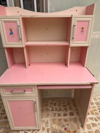 مكتبة بناتية • مبردة داخليه