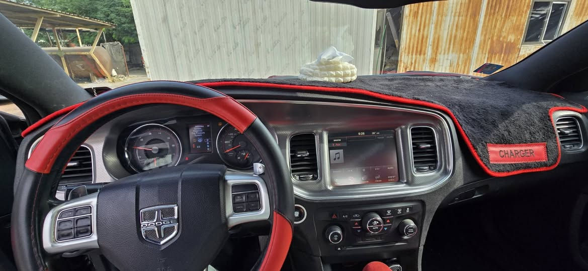 جارجر SXT • ٢٠١٤ • رقم بغداد