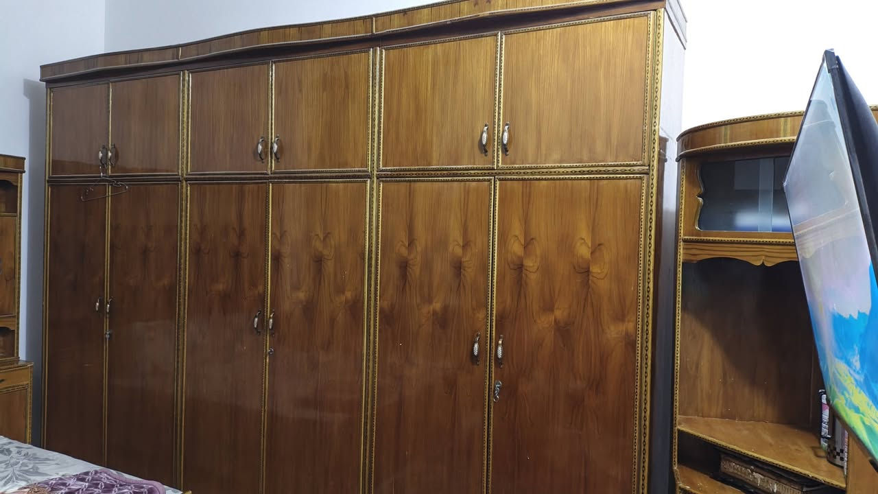 غرفه اخشاب • للبيع