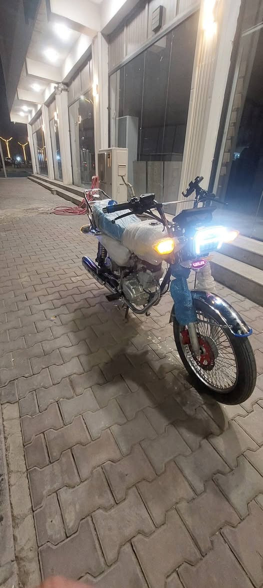 سلام عليكم دراجة تايكر موديل 2026 شرط شاصي ومحرك واكفلة من البرغي للبرغي ماشية الفين صارلة11 يوم من ماخذة دراجة زيرو زيرو للاخير السعر 900 وبيهة مجال قليل والمايعرف بيهن لا يعلق والزيرو من ابو احمد ب 950 وماموجد فة لحد يصير لوتي مكاني تكريت حي الجمعية ***********
