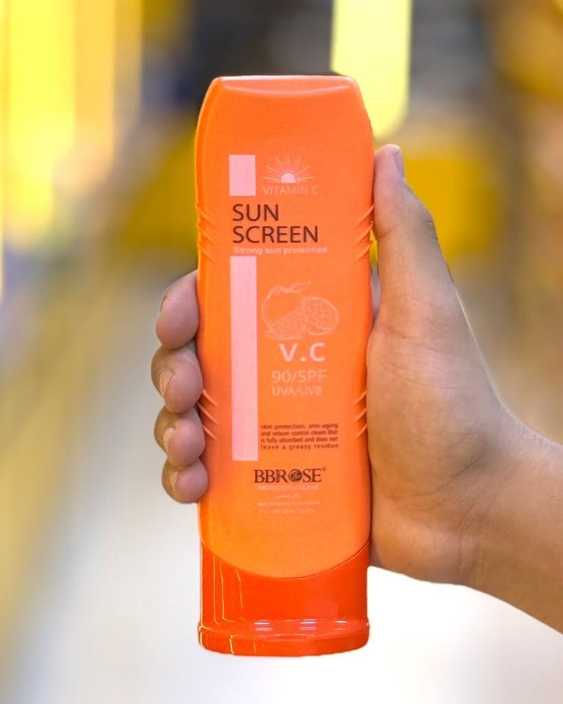 سلاو 🧡🖐مرحبا 💚 ANA COSMETIC 

 �جبنالكم واقى شمس ماركة BBROSE اصلي المخصص لحماية البشرة ومقاومة 
العنوان كركوك قادسيه الثانيه بدايه سايدين ابو خطاب🍫
التوصيل داخل كركوك فقط ***********
