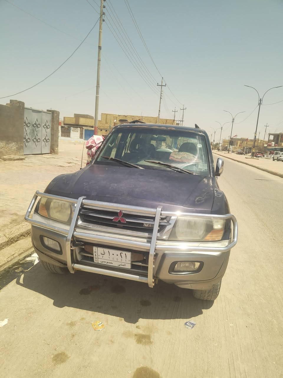 السلام عليكم 
 باجيرو للبيع موديل 2002 
مكينة 3800
رقم مثنى 
الاتصال على الرقم ***********
