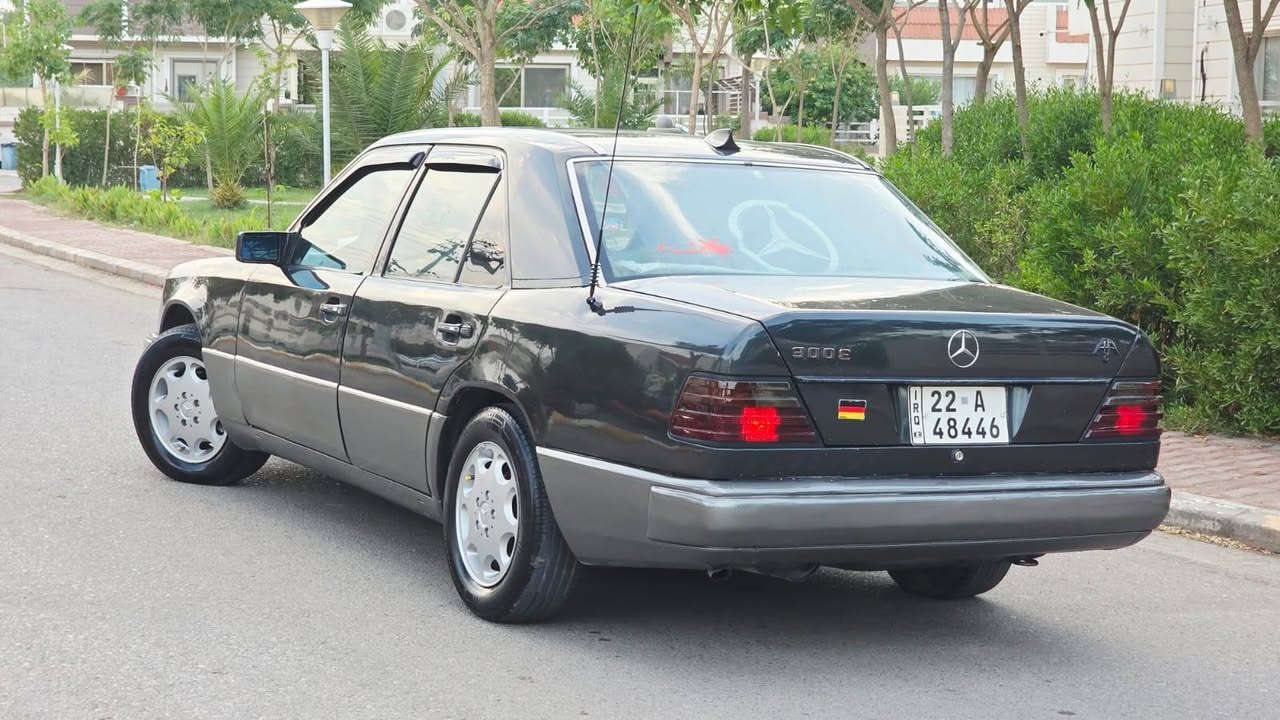 مرسيدس دب • موديل ١٩٨٩ • محرك ٢٫٥