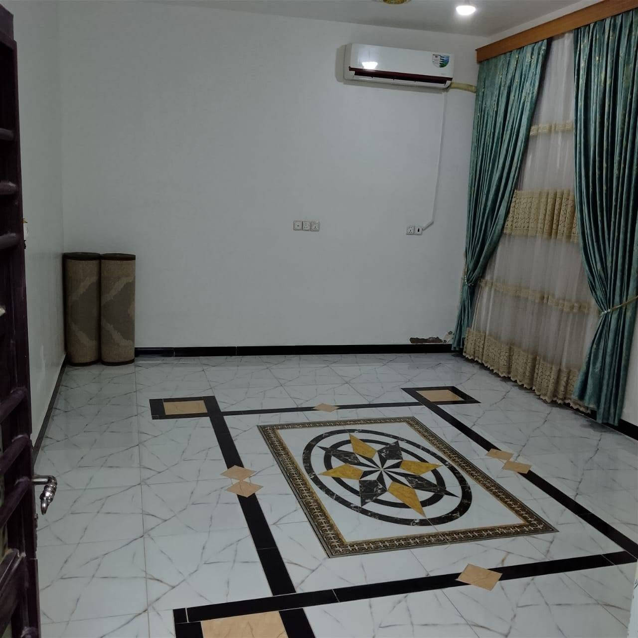 مشتمل للبيع الشهداء السعر 65 
طابقين قرب مدرسه الاطلال الجديده
المساحة 65متر بسند وقع حال 80متر
🏘🏘عنوان المكتب وسام الأماره للعقار🏘🏘 
🤝داموك حي الشهداء مركز شرطة
----------------------- للاستفسار مراسلة الصفحة
اتصال_ ،واتساب  
***********وسام الإماره

💬 “خلي عقارك بين أيدٍ أمينة – نوصل لك للمشتري أو العقار المناسب في أسرع وقت!
