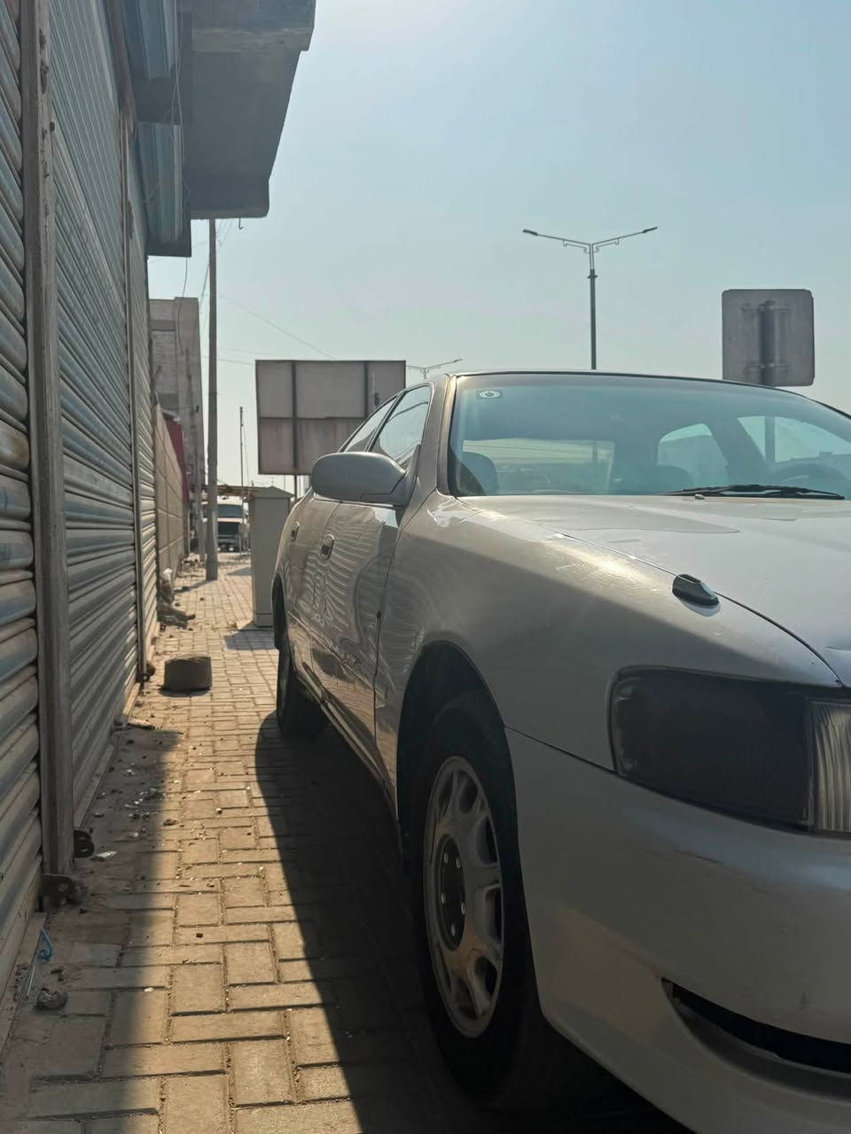 السيارة للبيع 
كرستا نفخ موديل ١٩٩٥
كير مكينة خير من الله 
مكينتها ونجي 
السيارة مكفولة من الكص ونقل جثة اكفلها 
ابيعلك بدي شوف العين
 كهربائياتها كلها شغالة 
تبريدها يشتغل عوزه بس كمبريسر 
سنويتها بااسمي تحويل مباشر ثاني يوم 
العنوان بصرة المعقل 
رقم الهاتف : ***********
السعر 55$
