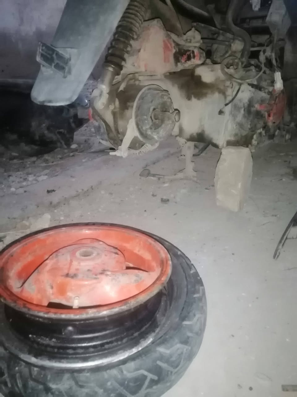 سلام عليكم دراجات ثنين ادرس نوزل وماكس 140كوم حديد تجي تحمل وتروح  ب٢٢٥مكاني الشعب حي الجزائر راسلني هنا او تتصل على رصيد ***********
