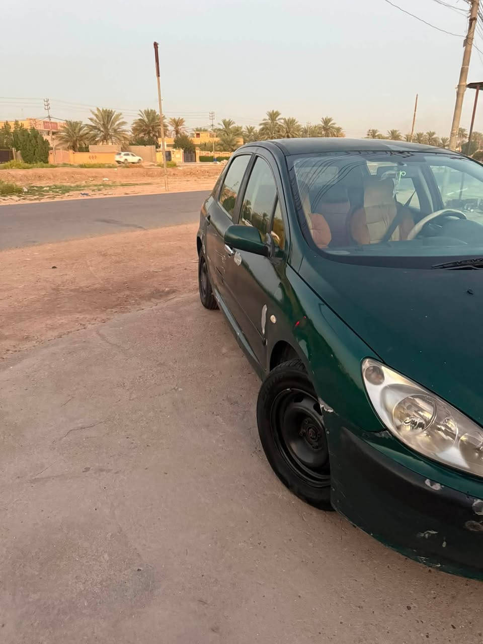 سلام عليكم بيجو فرنسي307 للبيع  السعر35 وبي مجال بصيط***********
