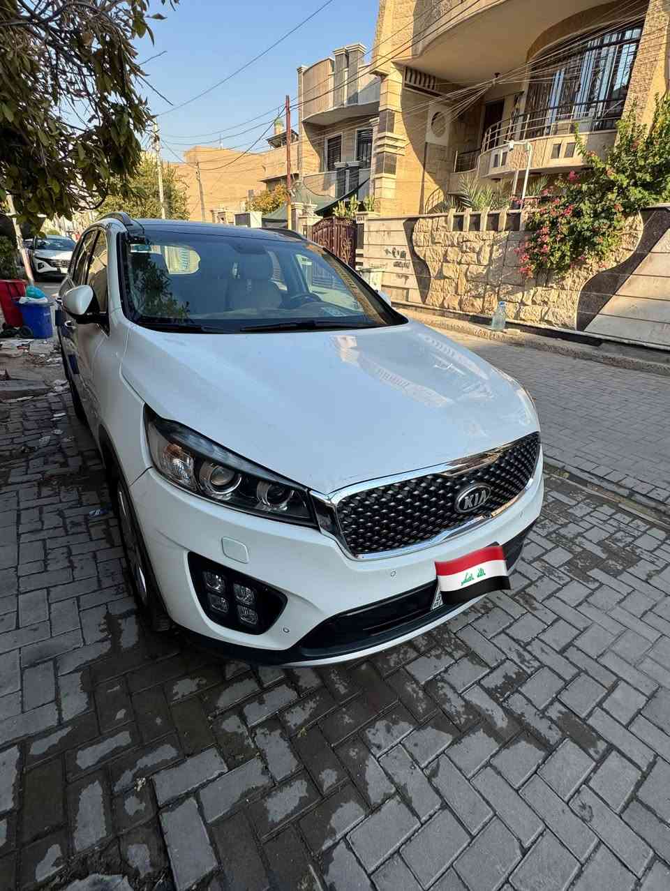 سلام عليكم سياره سورنتيو خليجي موديل 2017
للبيع 
ماشيه 130 km 
6 سلندر
7 راكب
بانورما 
حساس امامي وخلفي
مقاعد جلد 
3 قطع تبريد
باب الصندوق كهربائي 
كرسي السائق كهربائي 

عنوان بغداد 

للاستفسار على هذا الرقم  ***********
