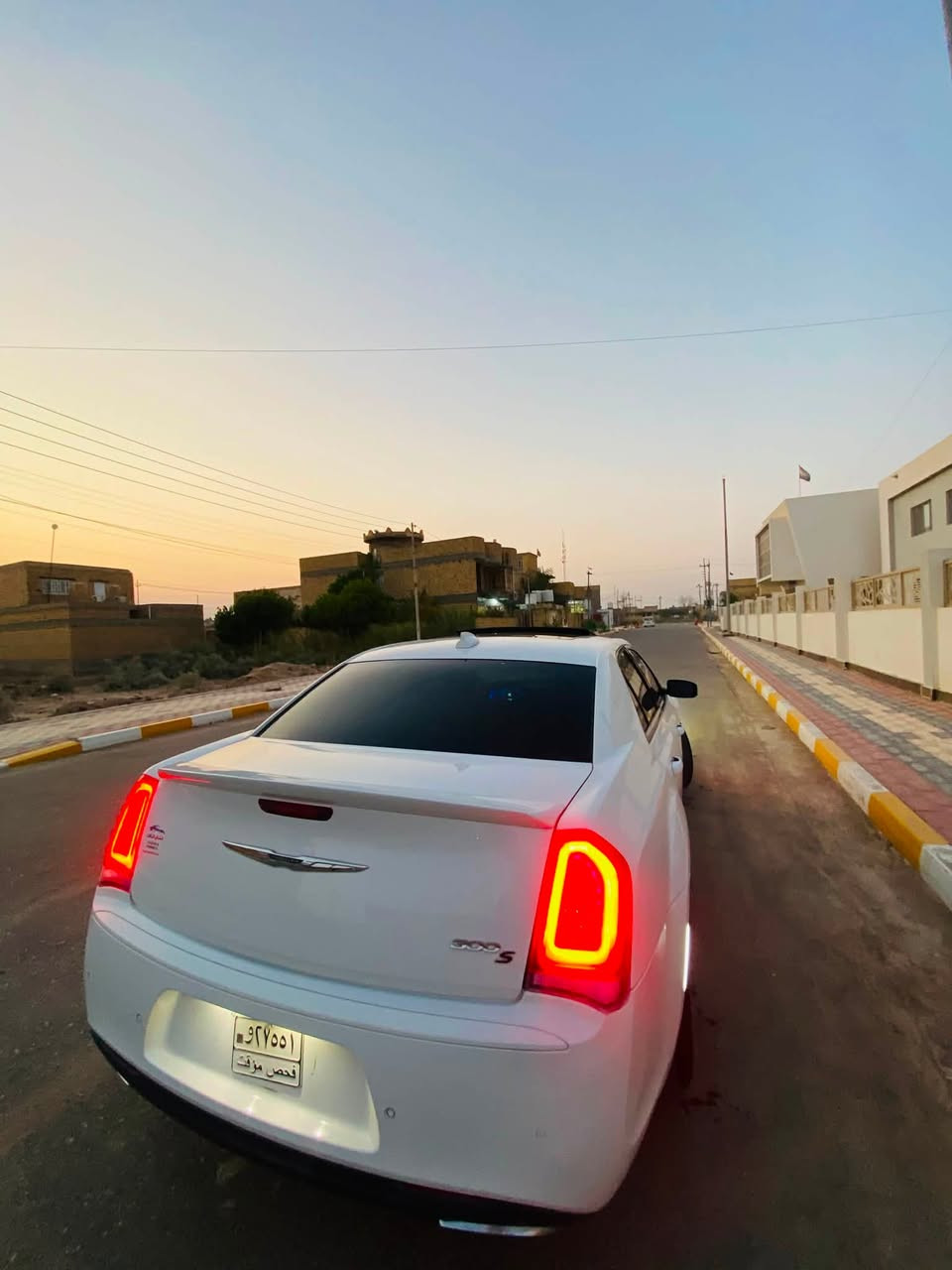 سلام عليكم للبيع اوباما 300s 2018 وارد أمريكي دخول جديد ظباط رقم واسط فول مواصفات حساس امامي خلفي رادار جانبي رادار. جوه الرقم بنراما. كشن حضن تبريد ثلج   شوته رياضي بيها اكزوز رياضي تخم تاير جديد  ماشيه ٨٨ حادث سياره صبغ نص جاملغ المامي مال سايق ودعاميه صبغ و مكان سياره ذيً قار  وصور الحادث موجوده للسفسار ***********
