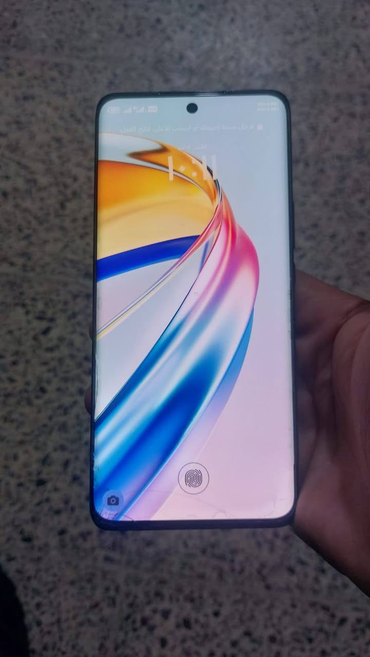 هونر X9 نضيف بي فطر بلشاشه اريد اراوسه ب ايفون او بيع قيم وخذه بليرضه الله بي ***********
