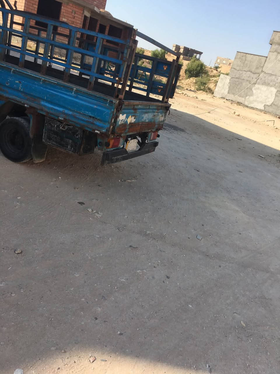 سلام عليكم لبيع كيه بنكو مديل 95سياره جهازه على شغل رقم الانبار تحويل مباشر تخم تاير كهربائيات كلها شغاله مكان حديثه رقم الهاتف *********** بيك خير و تدلل
