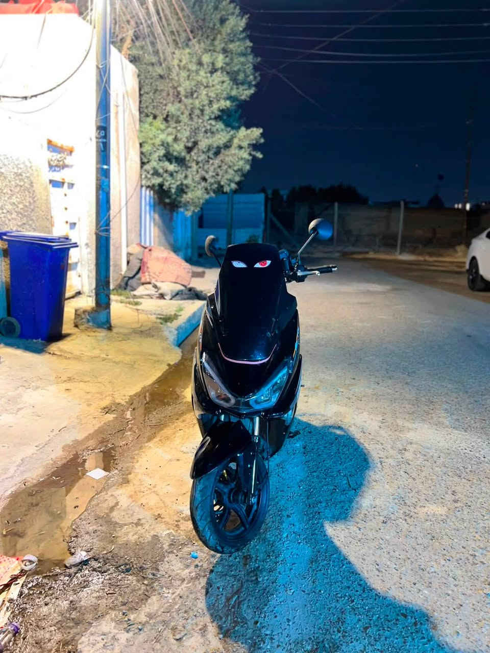 السلام عليكم دراجه للبيع اكس ماكس سترونك مكفوله كفاله عامه كلشي شغال اوراقها موجوده السعر ٥٠٠ وبيها مجال 
واتساب ***********
مكاني بغداد حي الجهاد
